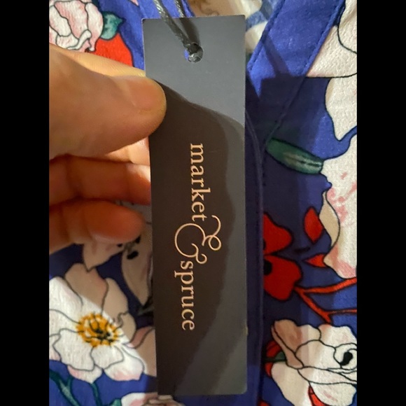 NWT MARKET & SPRUCE Floral Tank Top 3 Button down, Sz L. - Picture 7 of 11